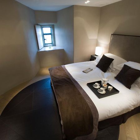 Roch Castle Hotel Bagian luar foto