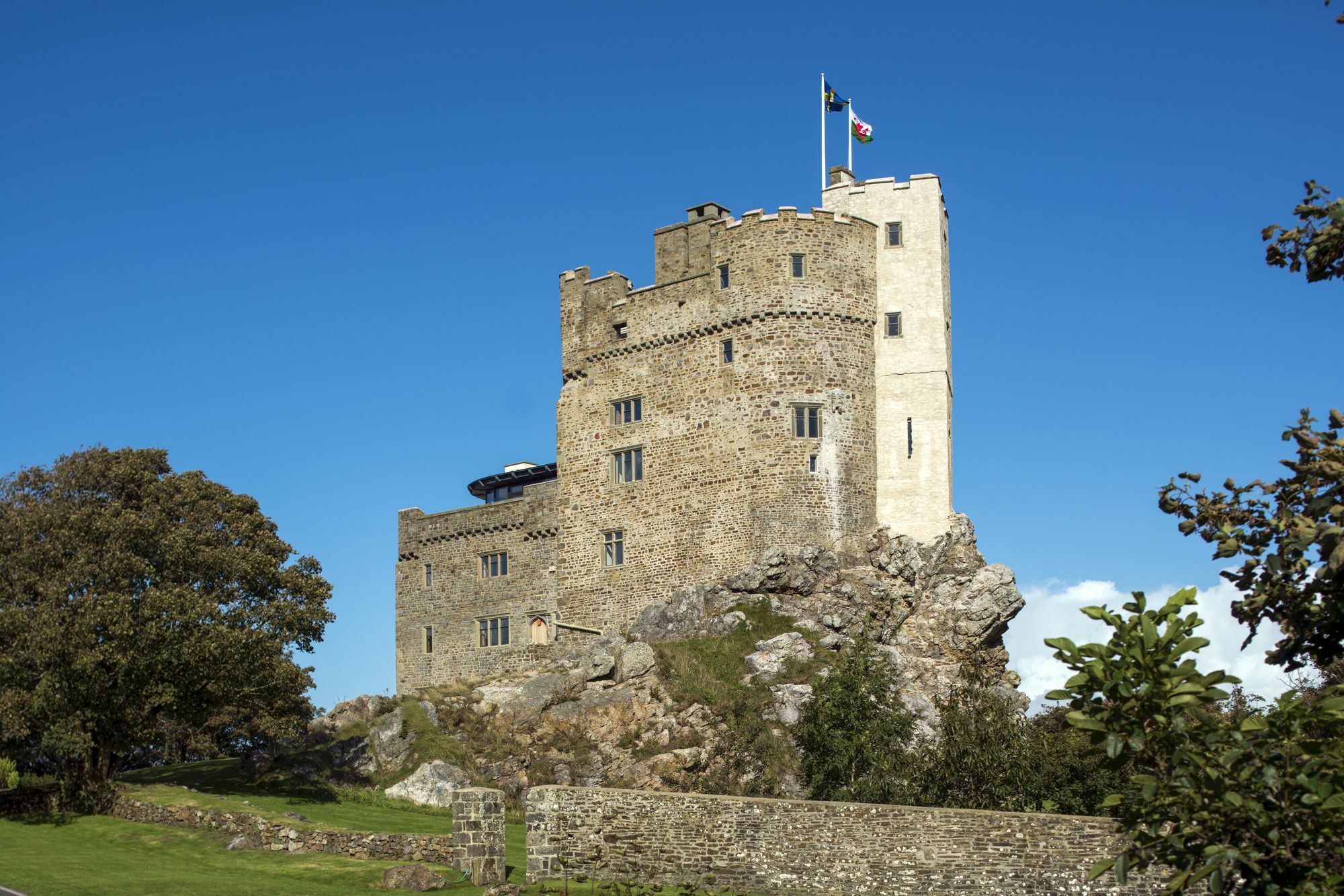 Roch Castle Hotel Bagian luar foto