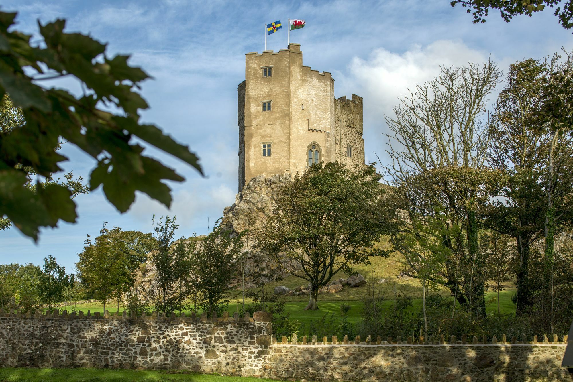 Roch Castle Hotel Bagian luar foto