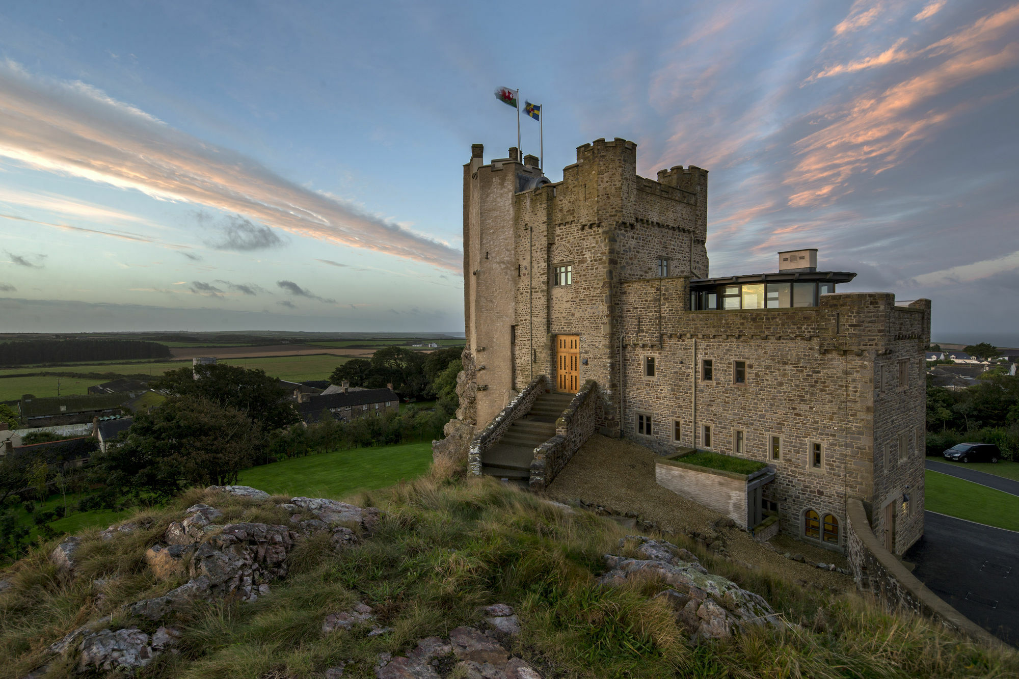 Roch Castle Hotel Bagian luar foto